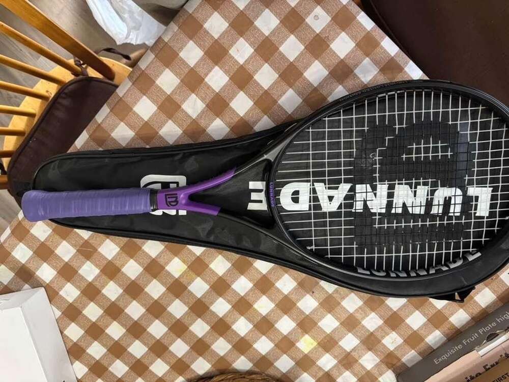 Lunnade 2023 limited edition tennis racket with bag